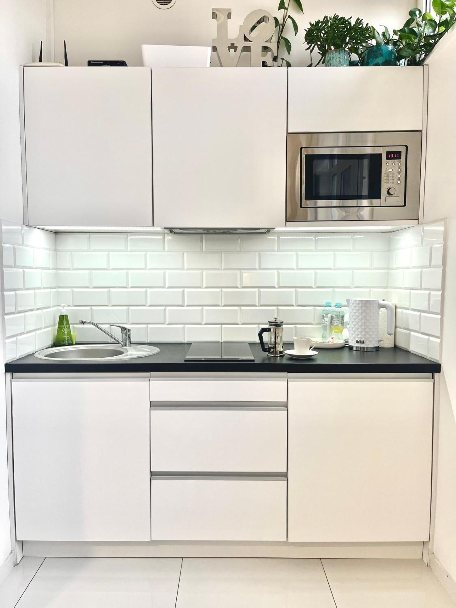 Apartament I Love Piotrkowska Z Wielkim Lustrem, Balkonem I Klimatyzacja Lodz  Luaran gambar