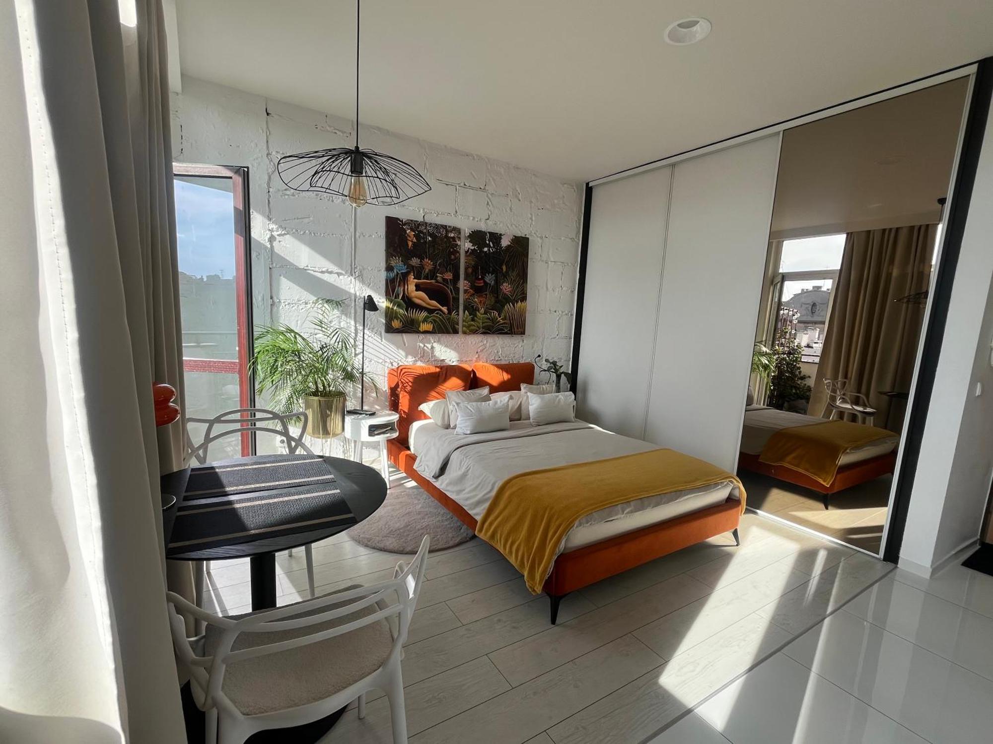 Apartament I Love Piotrkowska Z Wielkim Lustrem, Balkonem I Klimatyzacja Lodz  Luaran gambar